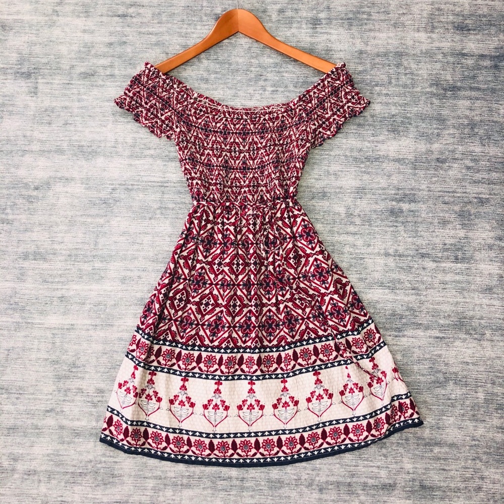 Wendy Bellissimo scoop neck maternity top